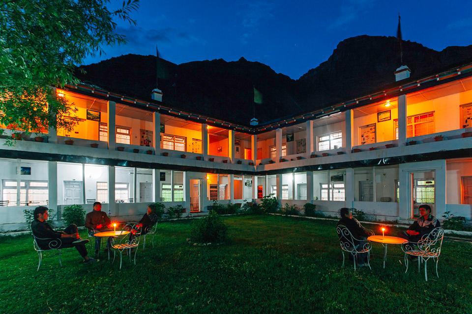 Sakya Abode Hotell Kaza Exteriör bild